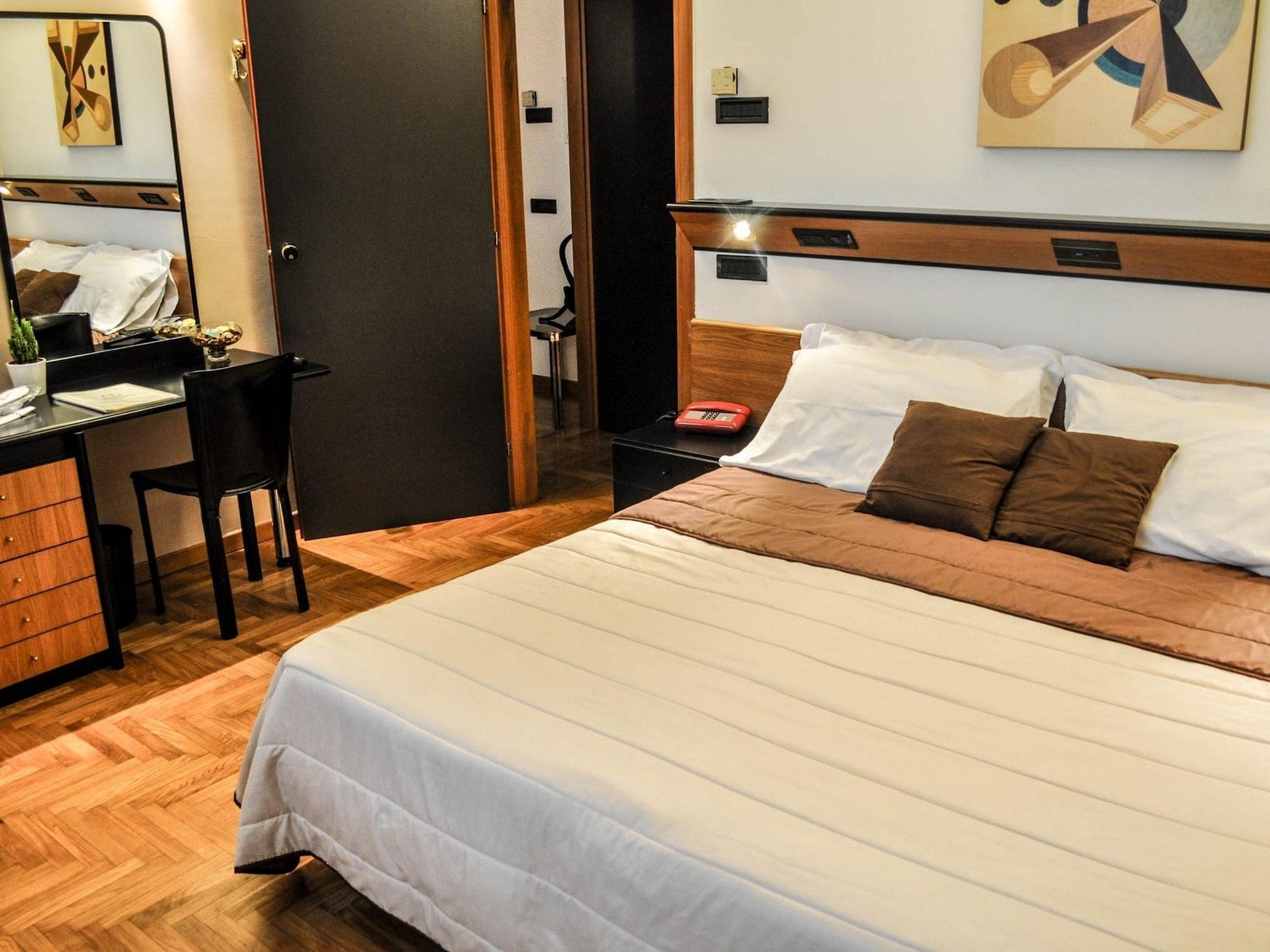 Cristal Palace Hotel 4*