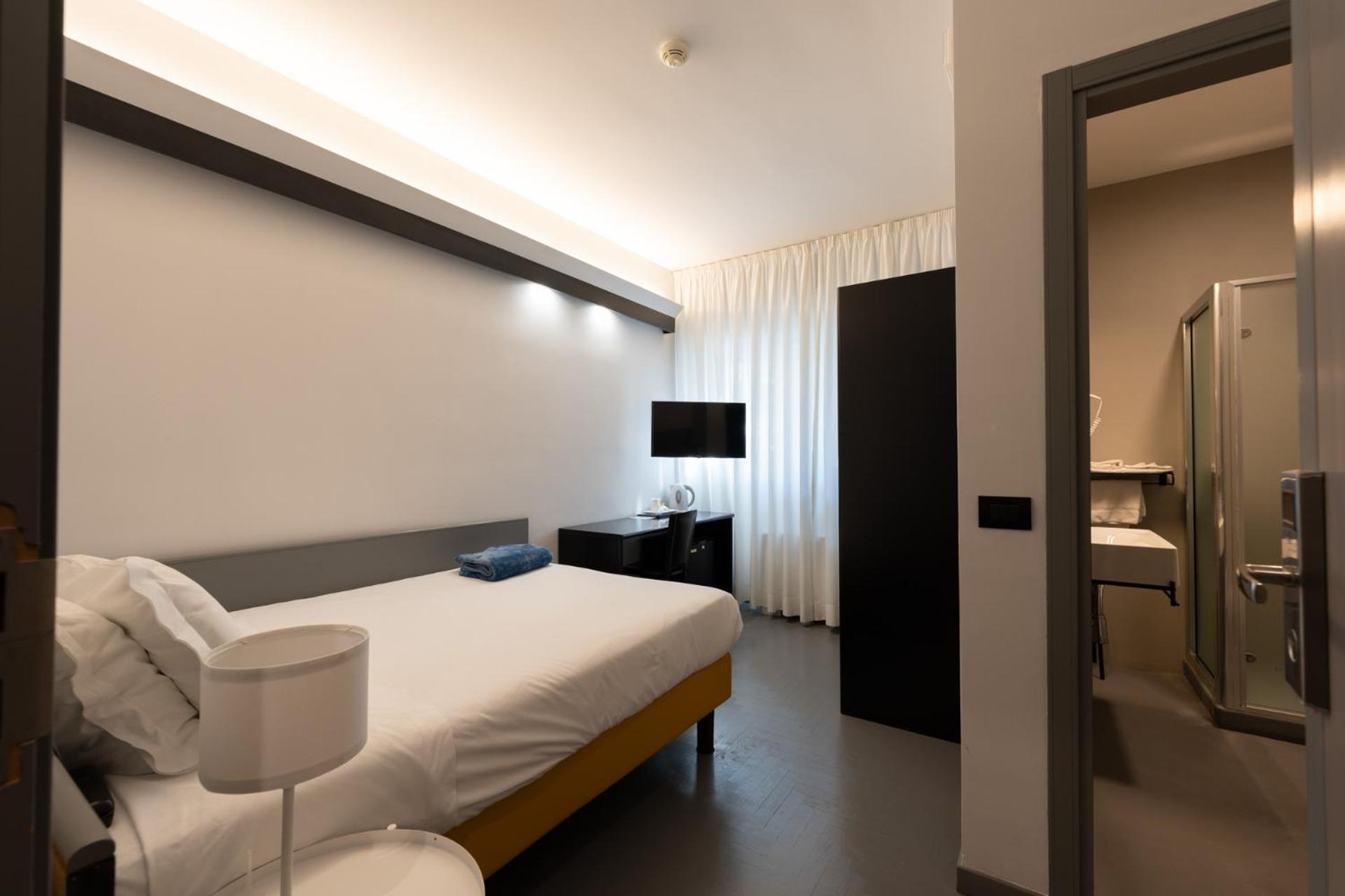 Cristal Palace Andria