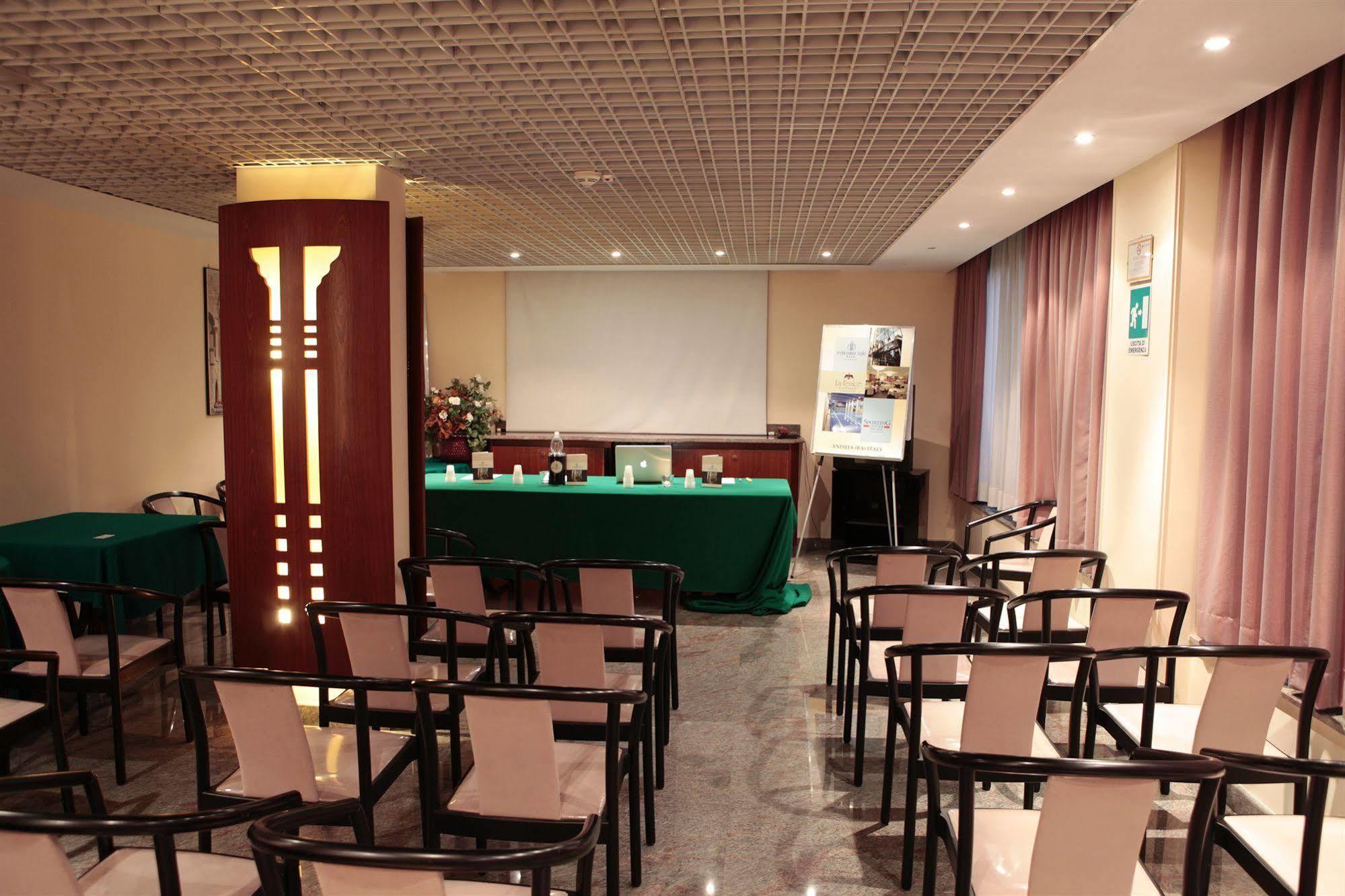 Hotel Cristal Palace 4*